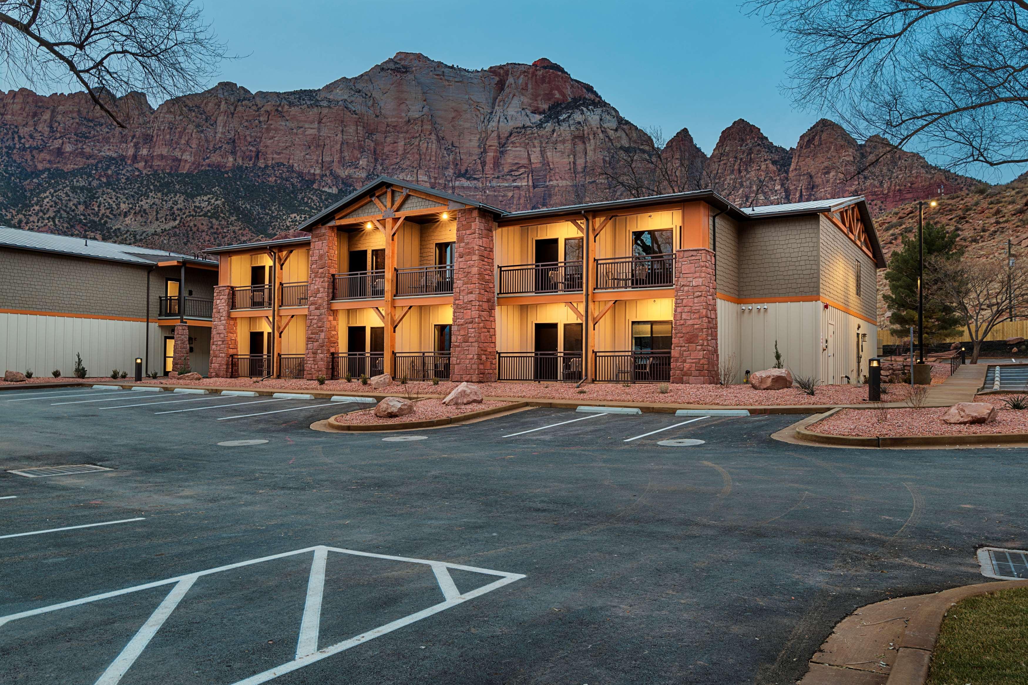 Best Western Plus Zion Canyon Inn & Suites Springdale Exteriér fotografie