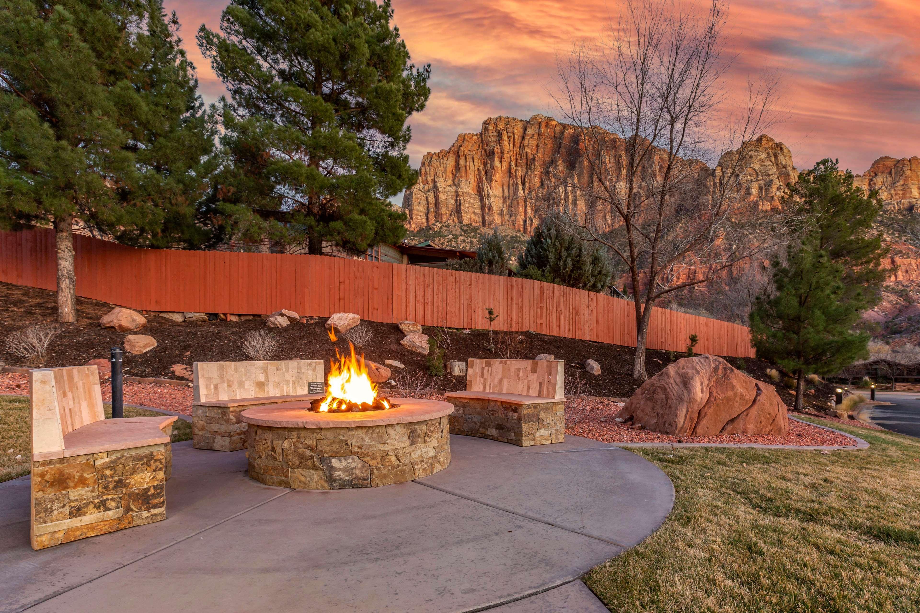 Best Western Plus Zion Canyon Inn & Suites Springdale Exteriér fotografie
