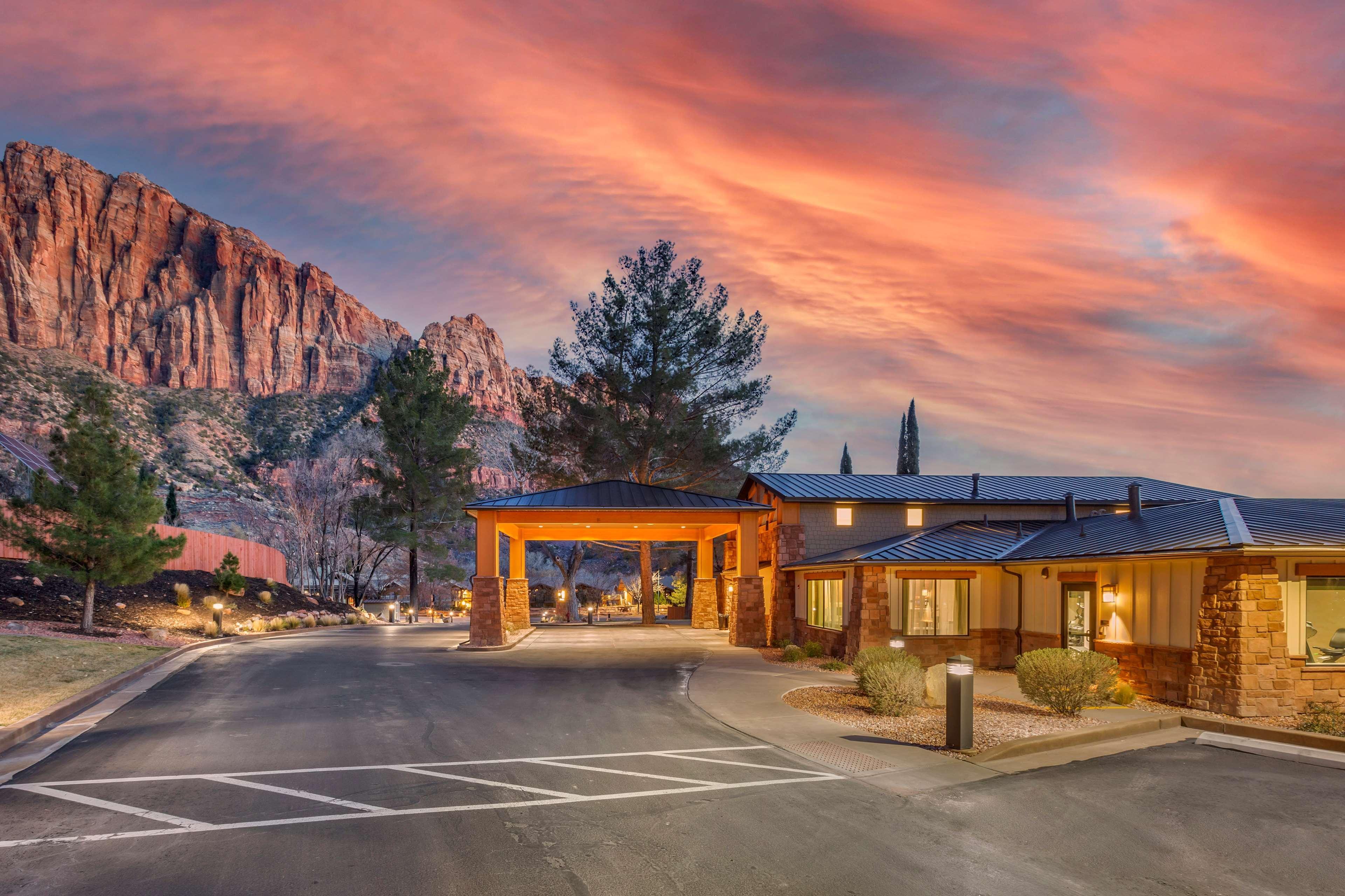 Best Western Plus Zion Canyon Inn & Suites Springdale Exteriér fotografie